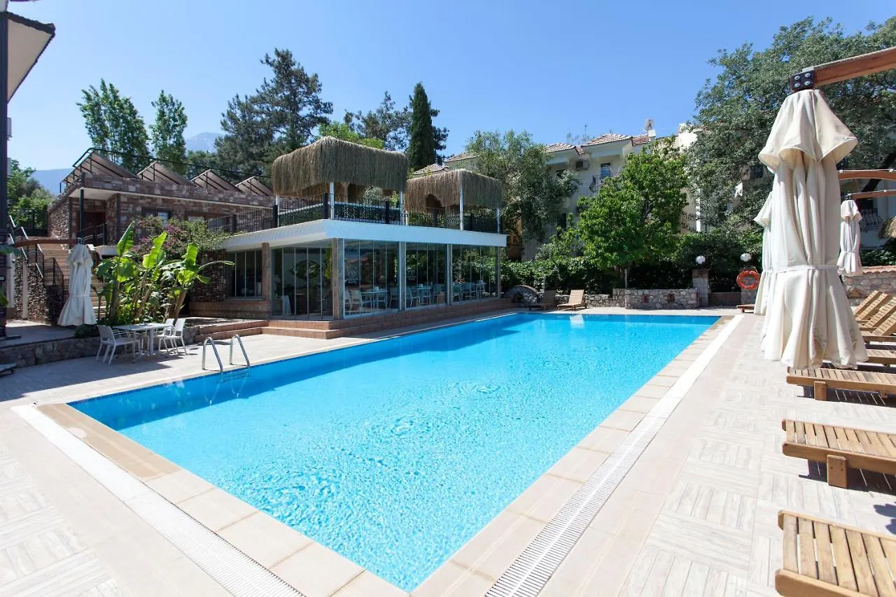 Green Peace Hotel Ölüdeniz 2*,